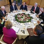 オランド大統領を教訓に、親露的な発言を控えるメルケル首相